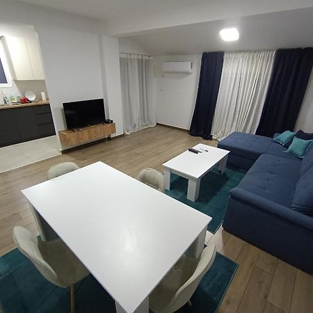 Grand Apartments ستروميكا المظهر الخارجي الصورة