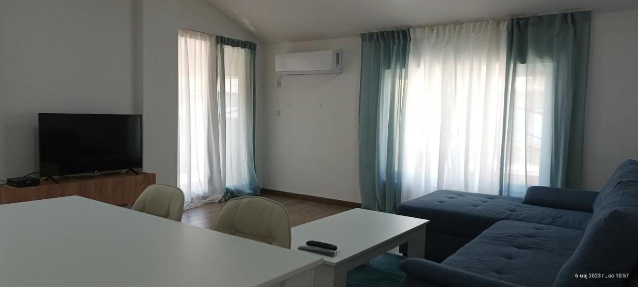 Grand Apartments ستروميكا المظهر الخارجي الصورة
