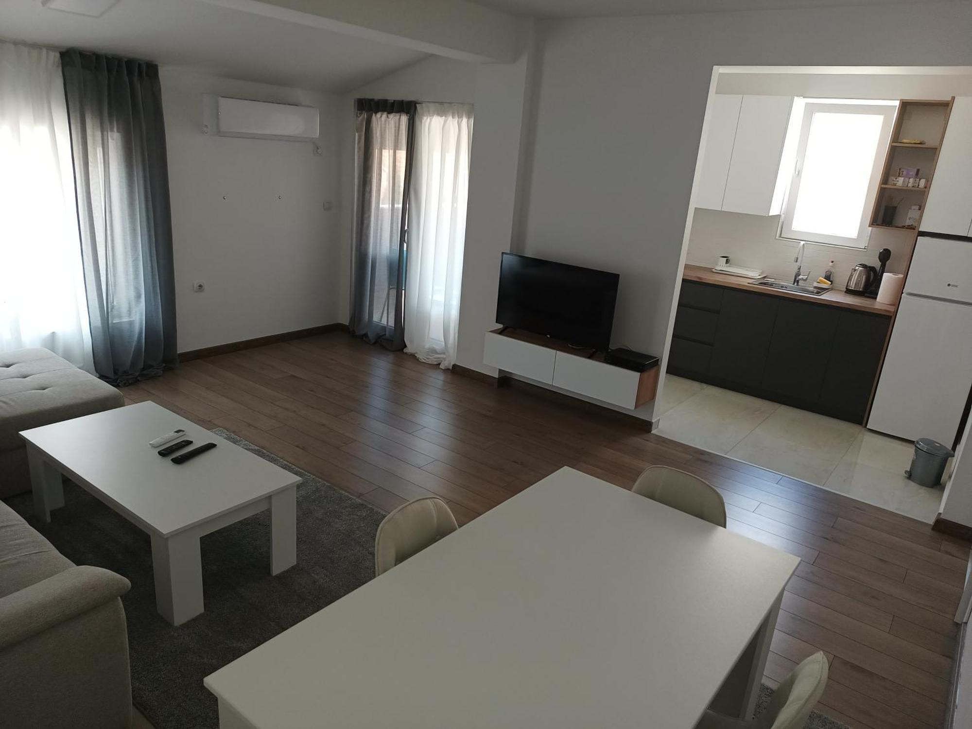 Grand Apartments ستروميكا المظهر الخارجي الصورة
